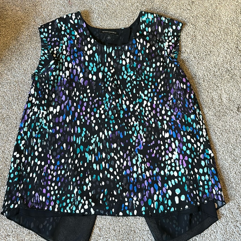 Banana Republic blouse. Size small